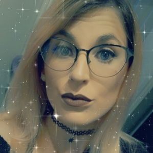 Meet your Posher, Jazmin